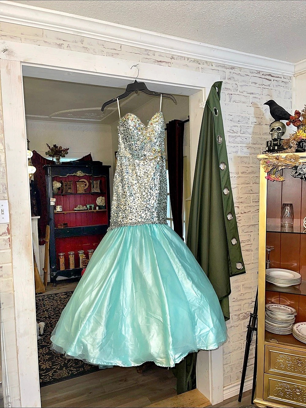 Mac Duggal Sequin Mermaid Prom / Homecoming Dress in Tiffany Blue & Silver Sz 6